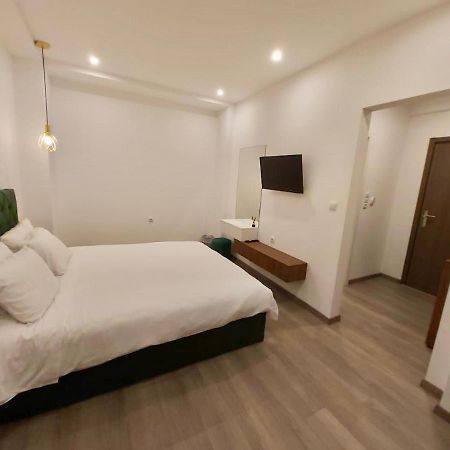Real City Suites Syntagma 아테네 외부 사진