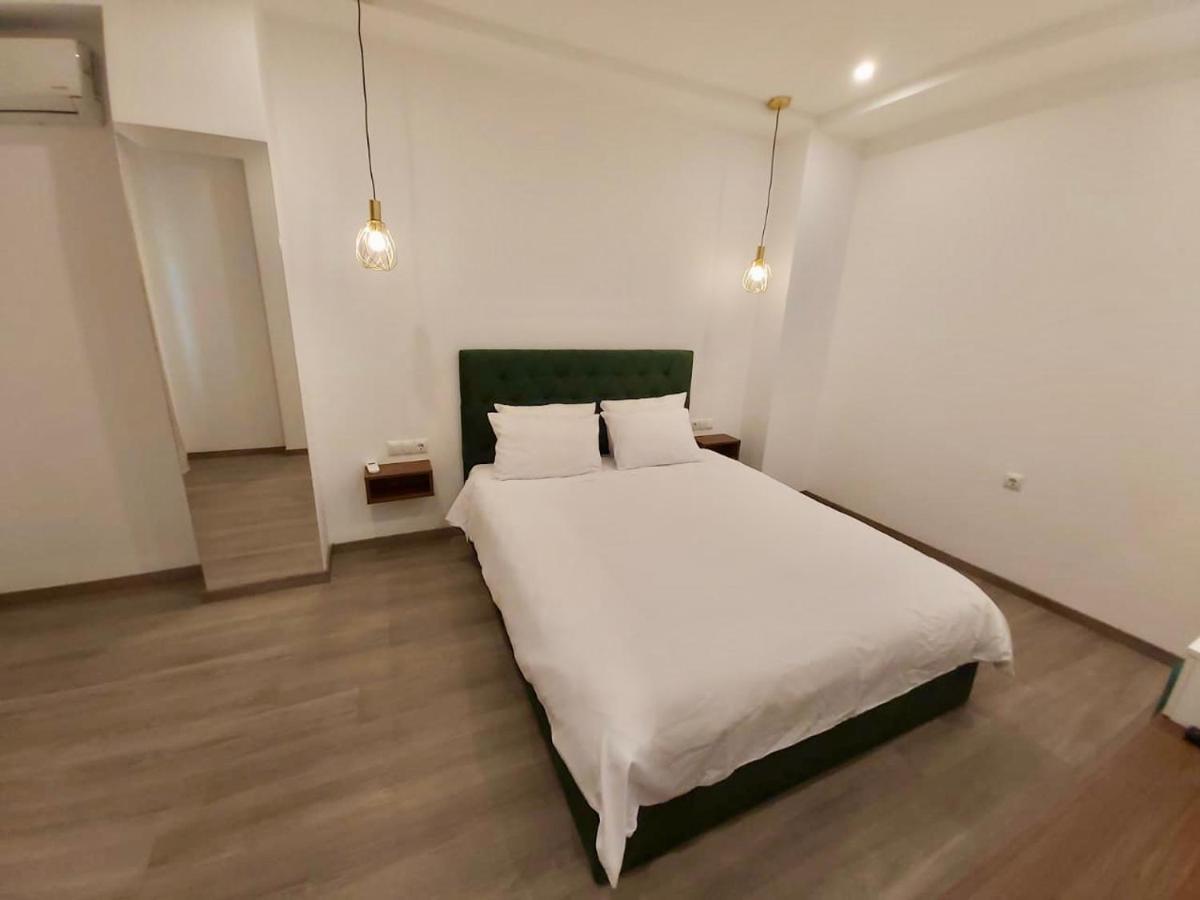 Real City Suites Syntagma 아테네 외부 사진